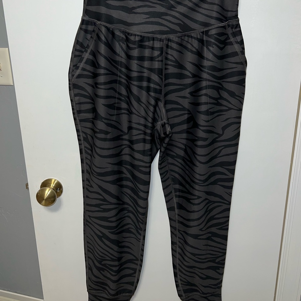 Old navy Powersoft jogger